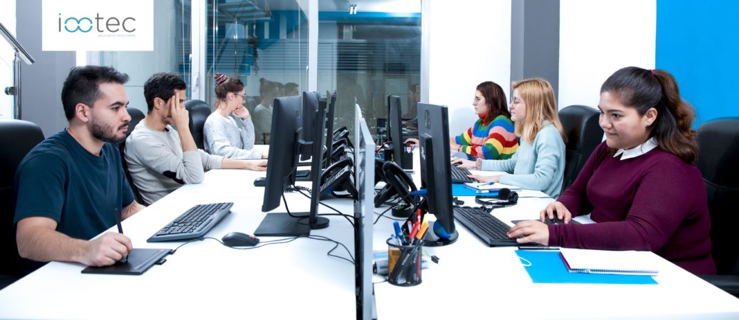 Foto de Departamento de marketing y estrategia digital de iootec