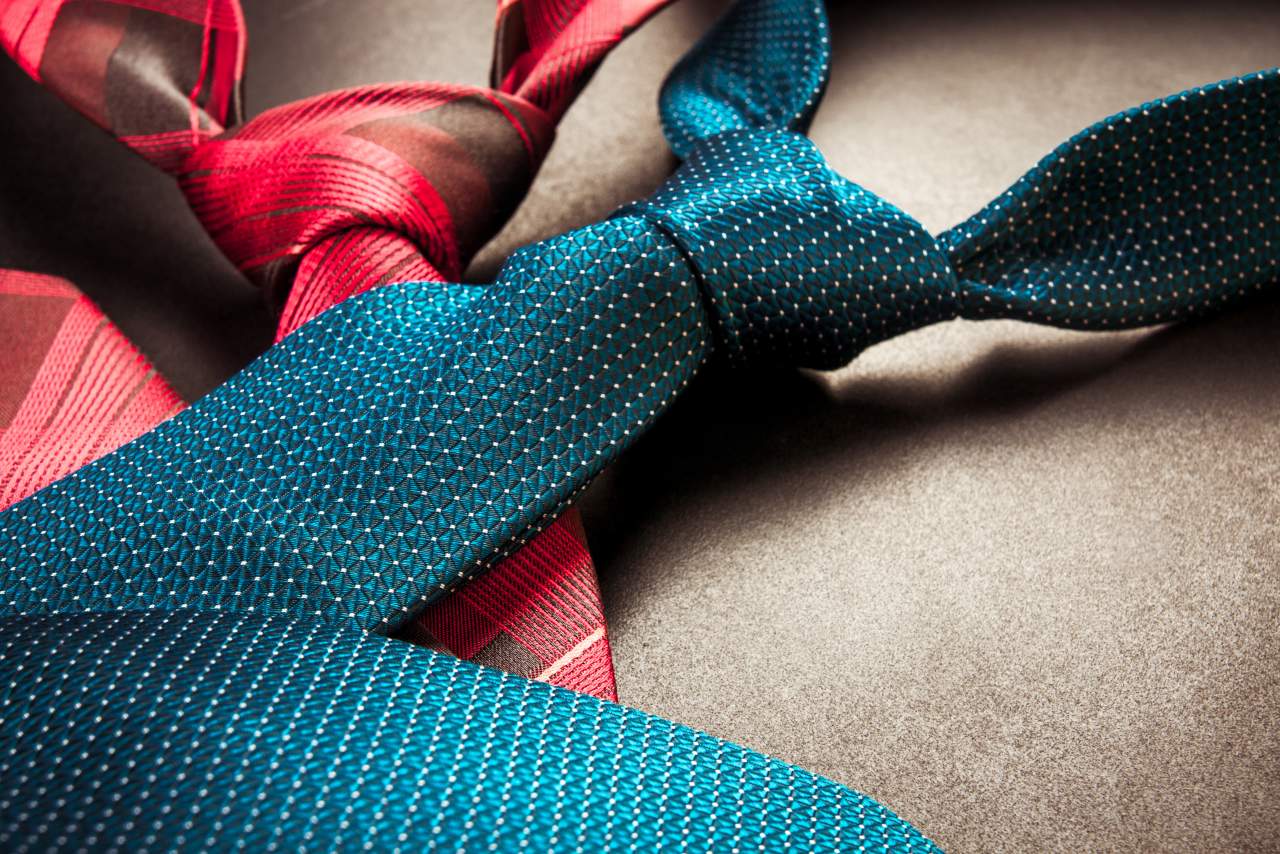 Josvil: el pañuelo para el cuello de hombre más elegante