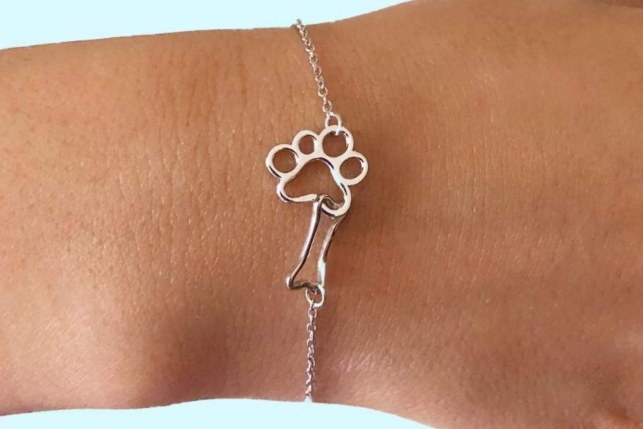 JOYANIMAL: La historia de Kelly Tabares, la emprendedora que creó una línea de joyas para amantes de mascotas