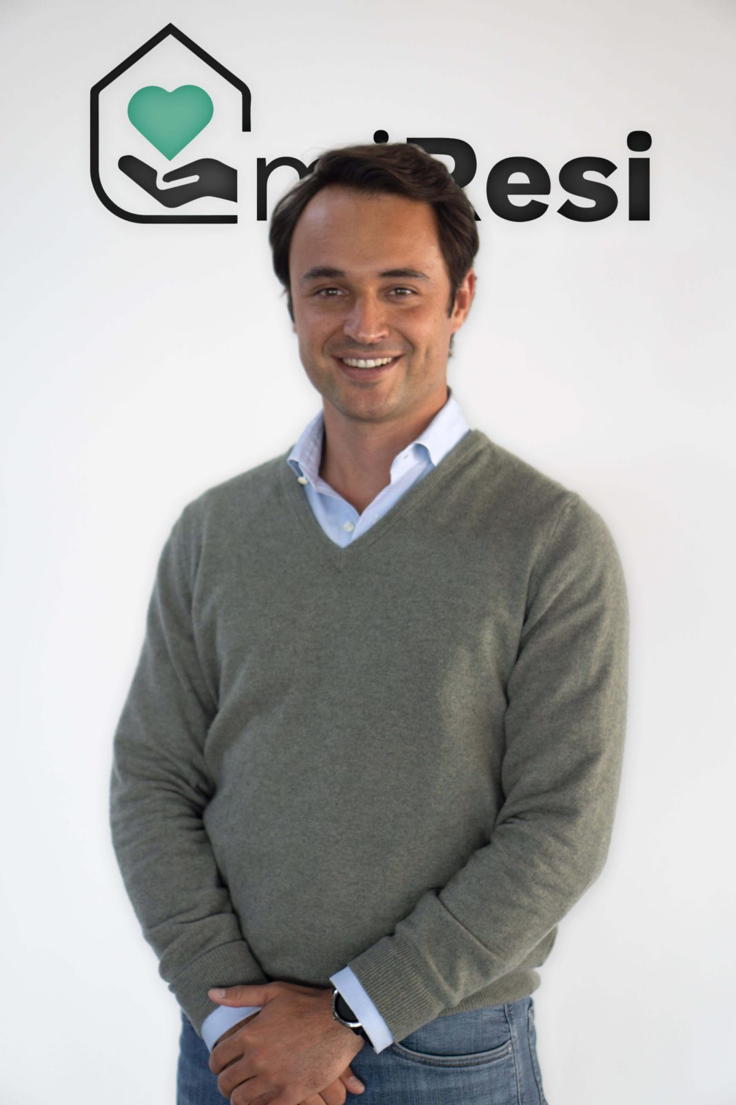 Foto de Pablo Otero, joven empresario, es el fundador de miResi. 