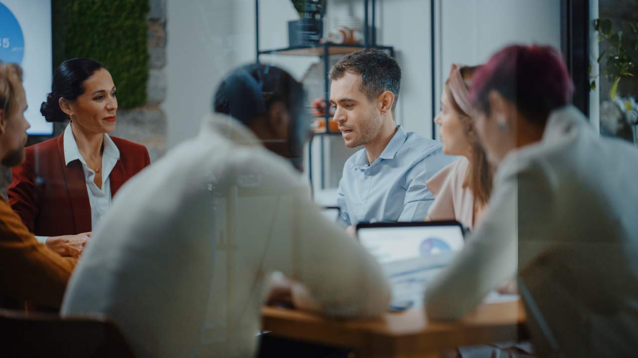 YACREA: El método de dos chicos en España para ser un agencia de marketing tendencia en el mercado español y asiático