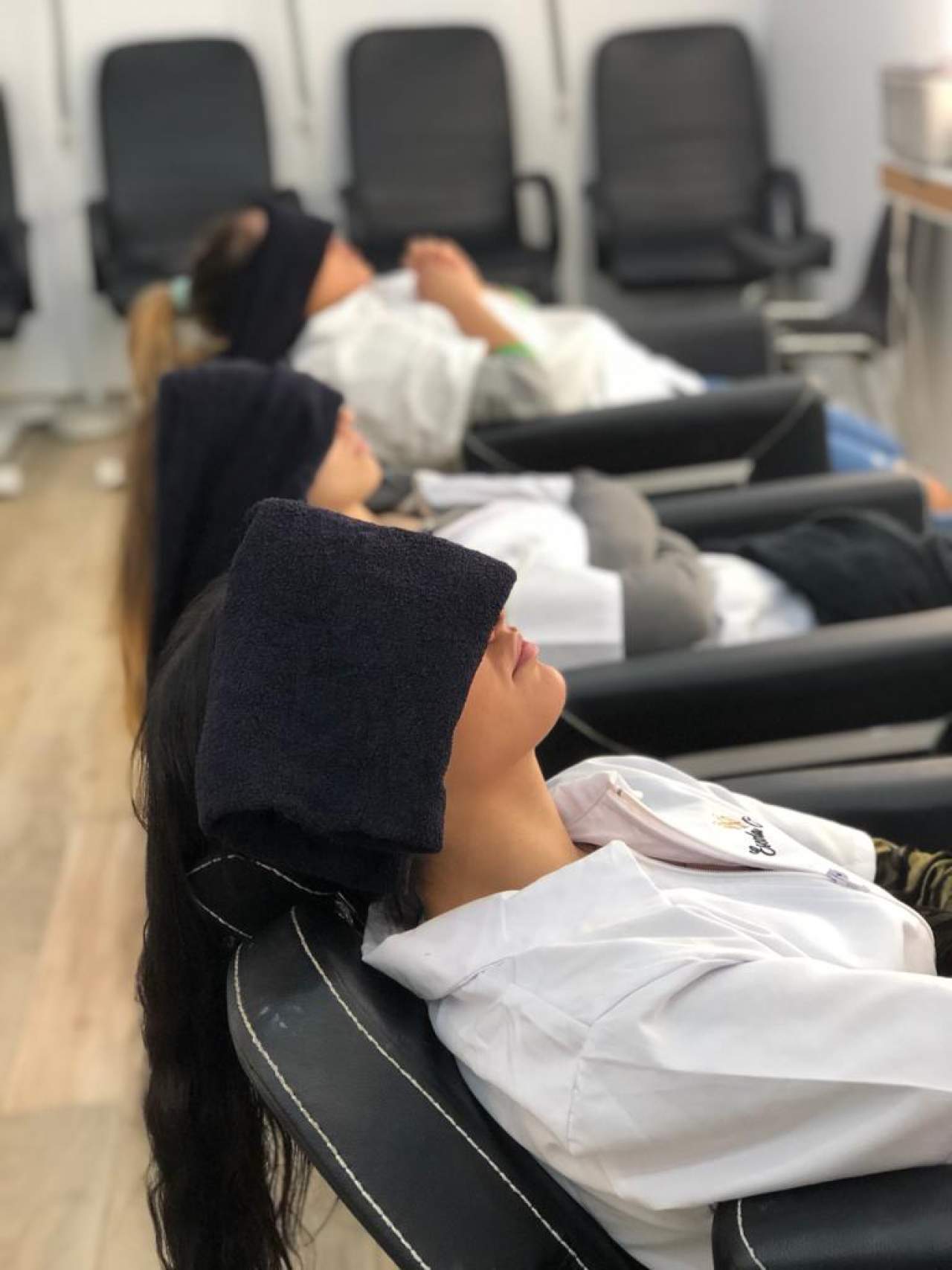 Academia Colors ofrece cursos de FP de peluquería