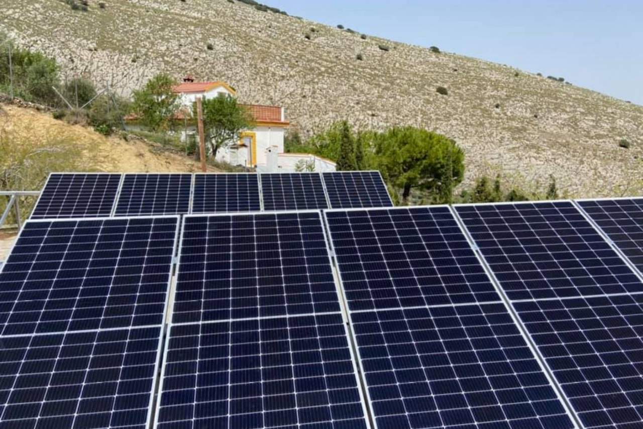 Agrupaciones & Soluciones Solares ofrece una amplia gama de soluciones solares