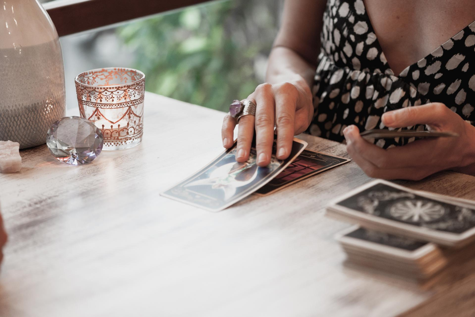 La casa del tarot y videncia: tipos de tarot y soluciones que aportan