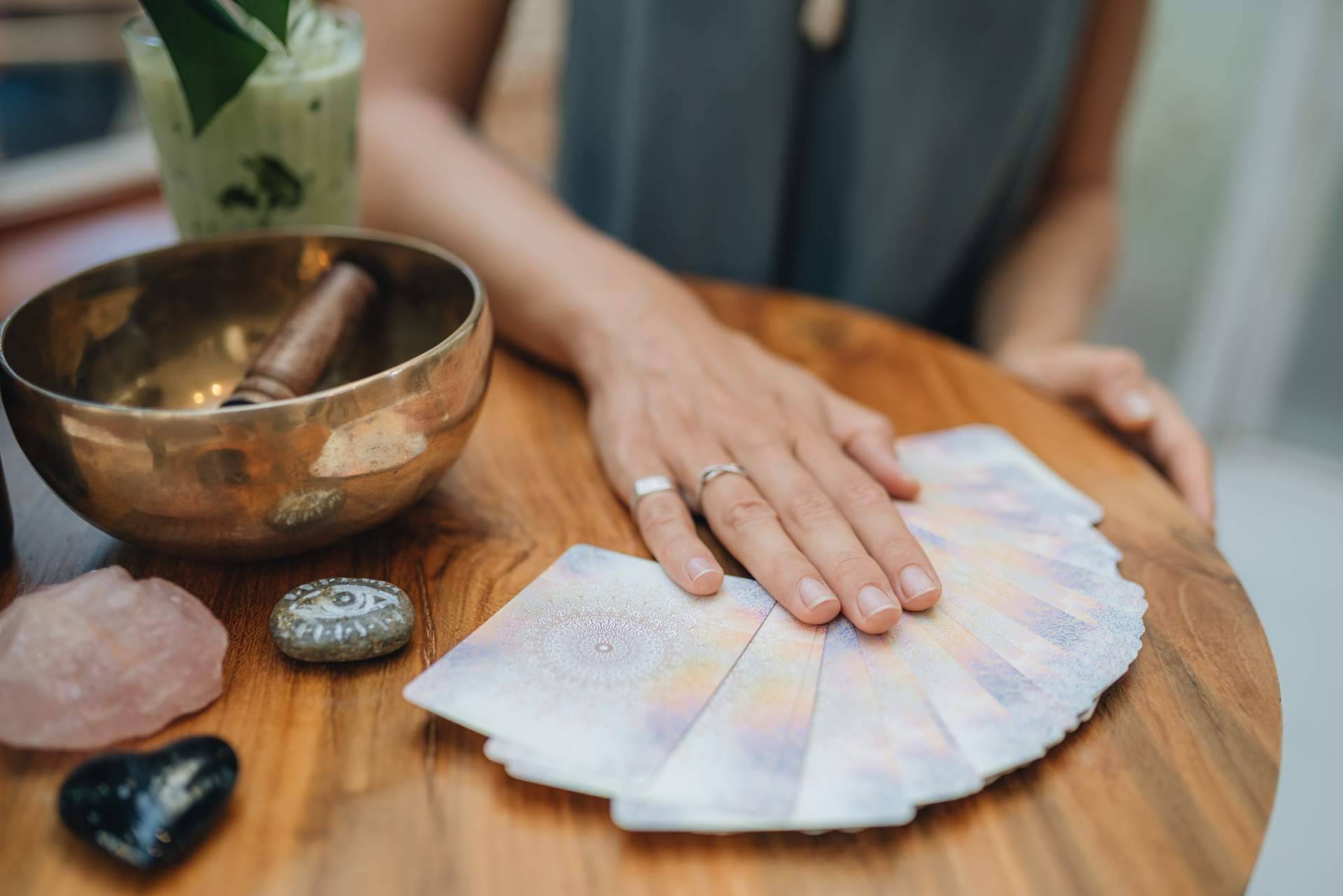 El Tarot Rosa Sastre ofrece las respuestas necesarias para conseguir la felicidad