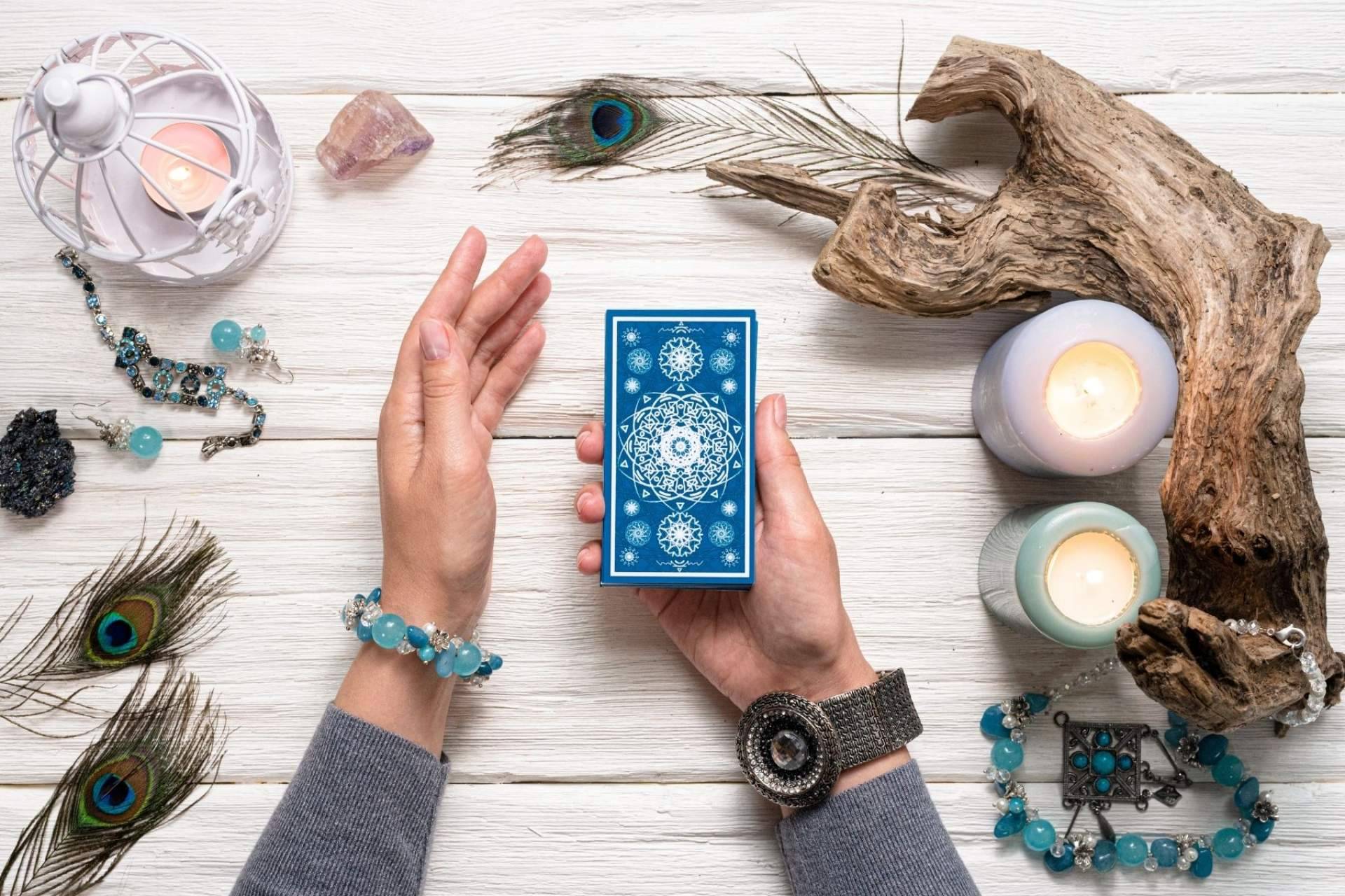 Servicio de consulta con el tarot económico de Rosario