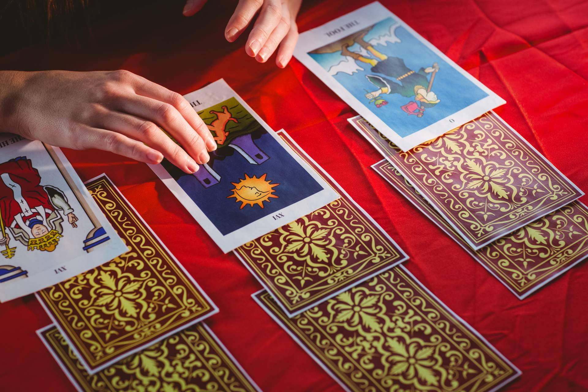 La lectura del tarot de Casa del Tarot y Videncia de 30 minutos por 10€