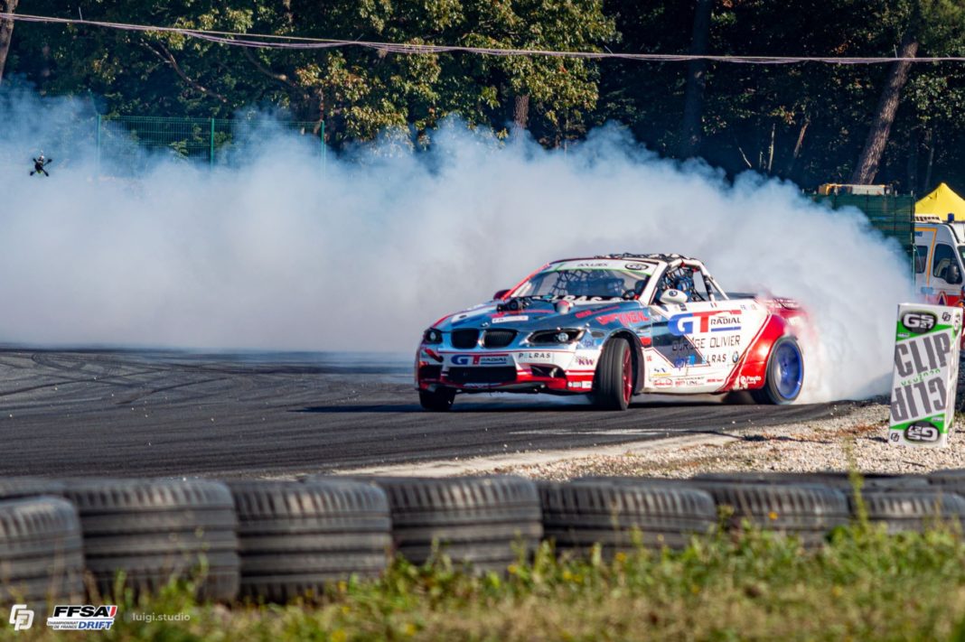Foto de Benjamin Boulves patrocinado por GT Radial durante la carrera