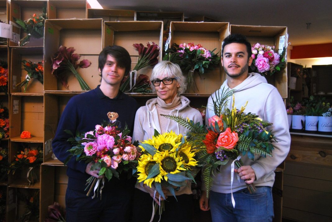 Foto de Empezando por la izquierda: Carles Grau, Carol Frau y Óscar