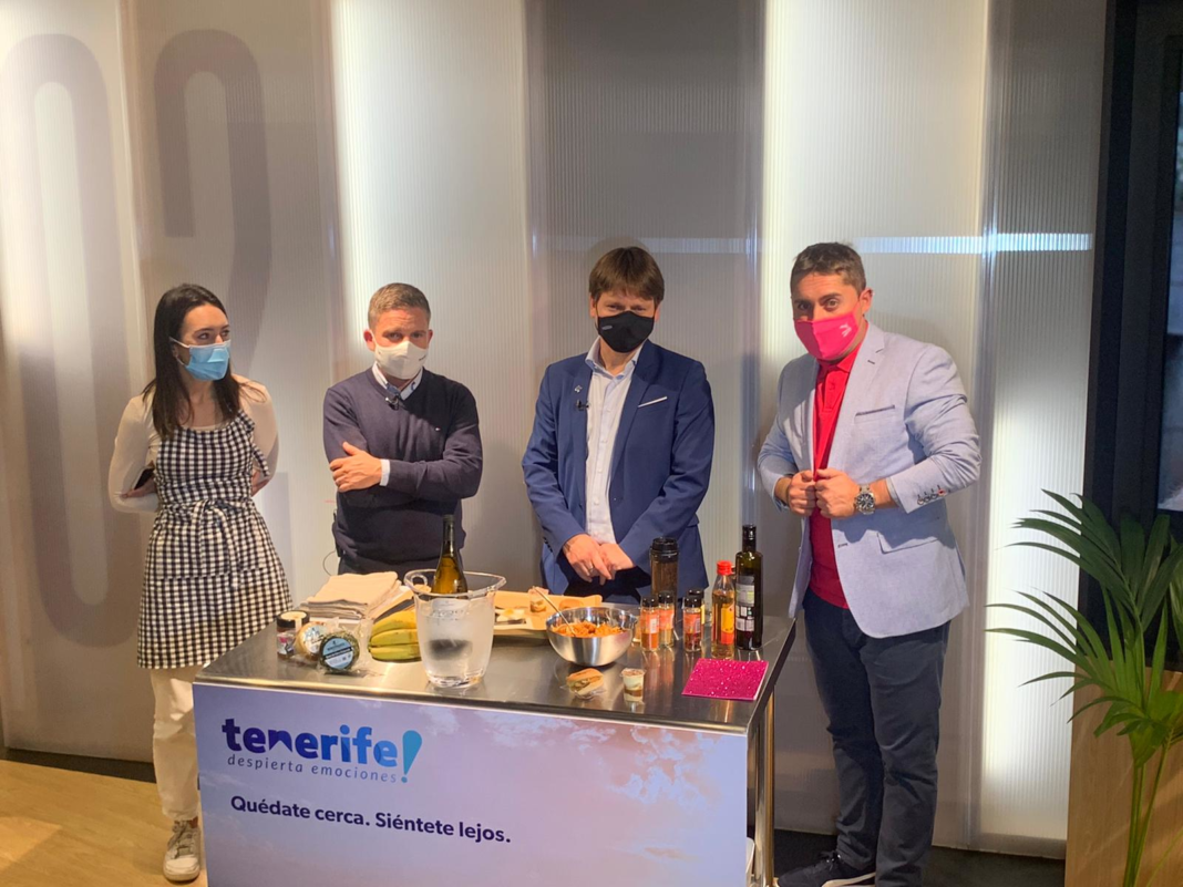 Foto de Presentación Tenerife en Tienda Eroski