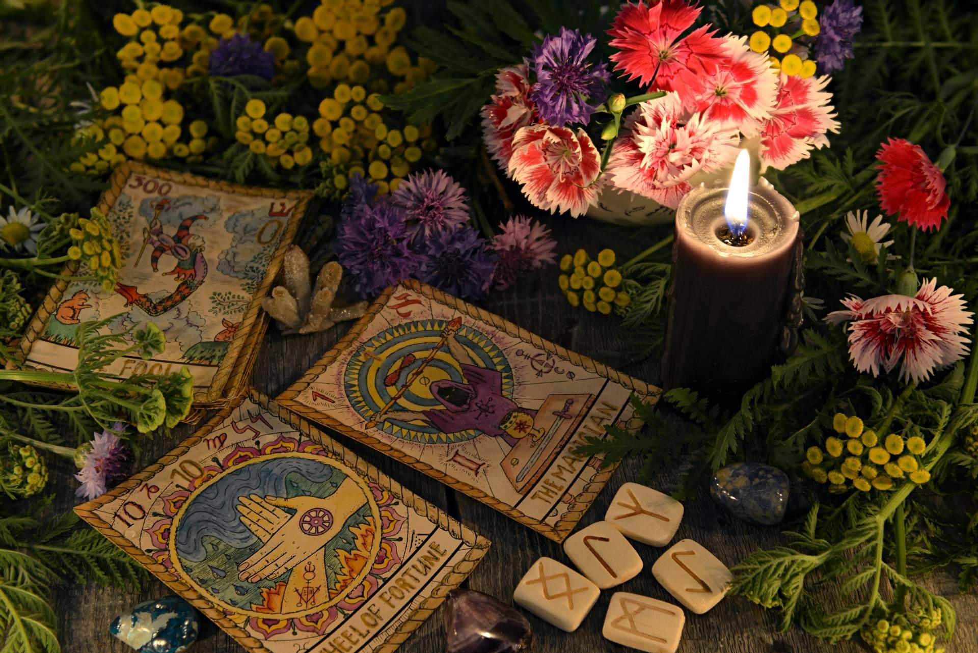 La vidente famosa Caridad Ramos despeja todas las dudas sobre el futuro con su tarot