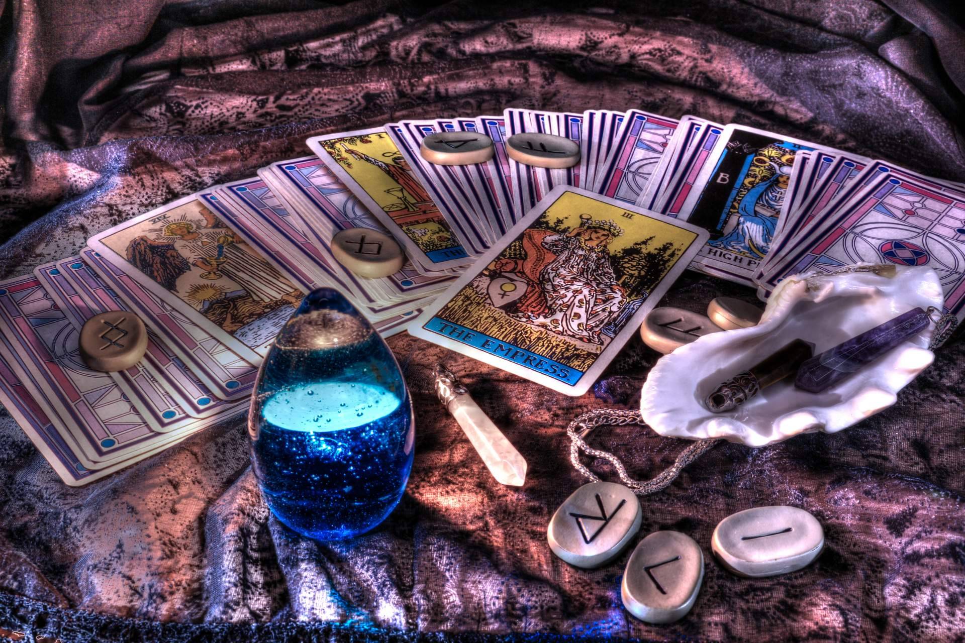 Buenas Videntes, las ventajas del servicio de tarot visa de confianza