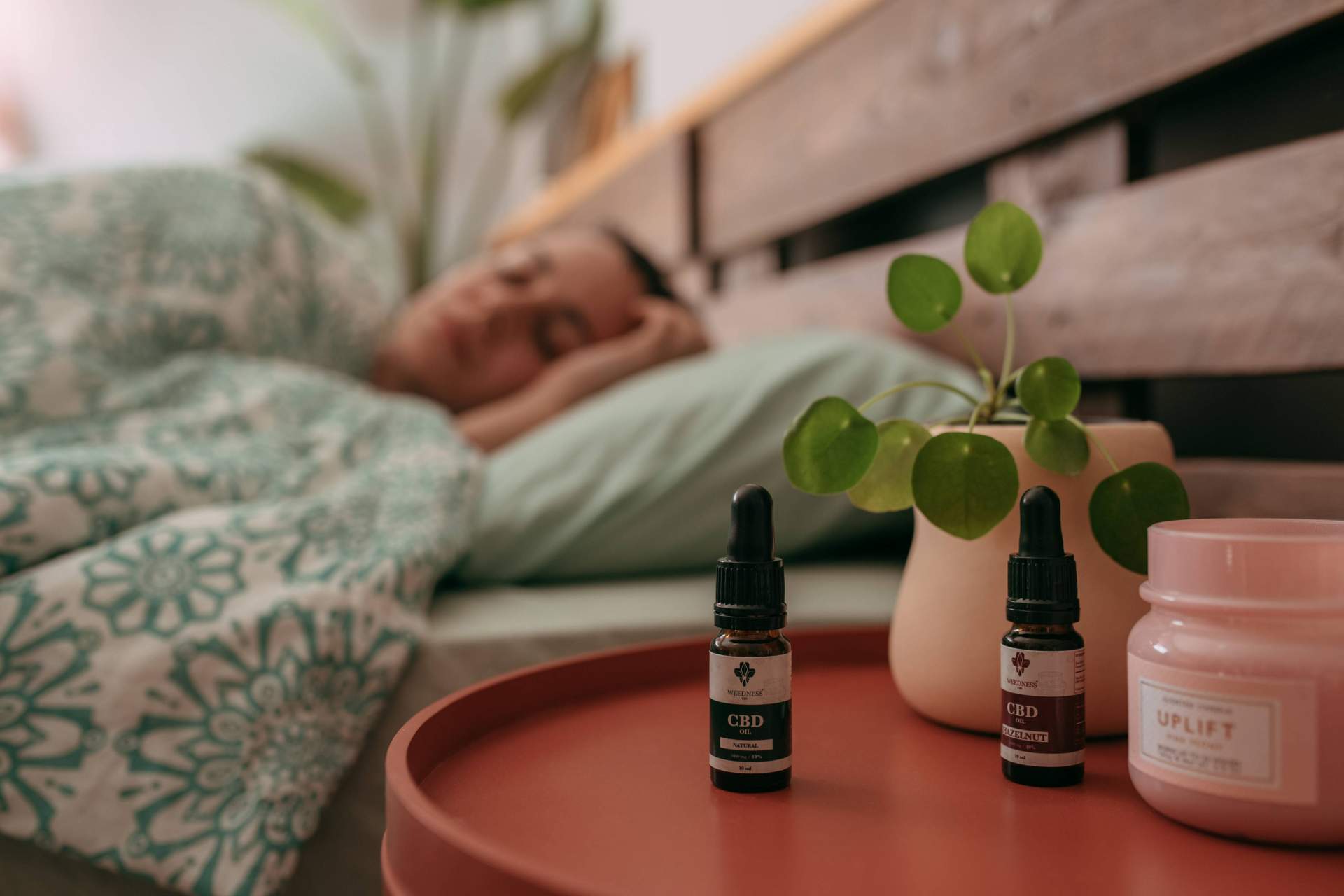 La tienda online Weedness CBD explica los beneficios del aceite CBD