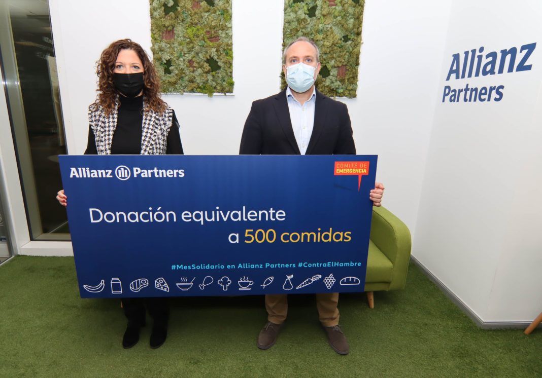 Foto de Allianz Partners dona el equivalente a 500 comidas al Comité