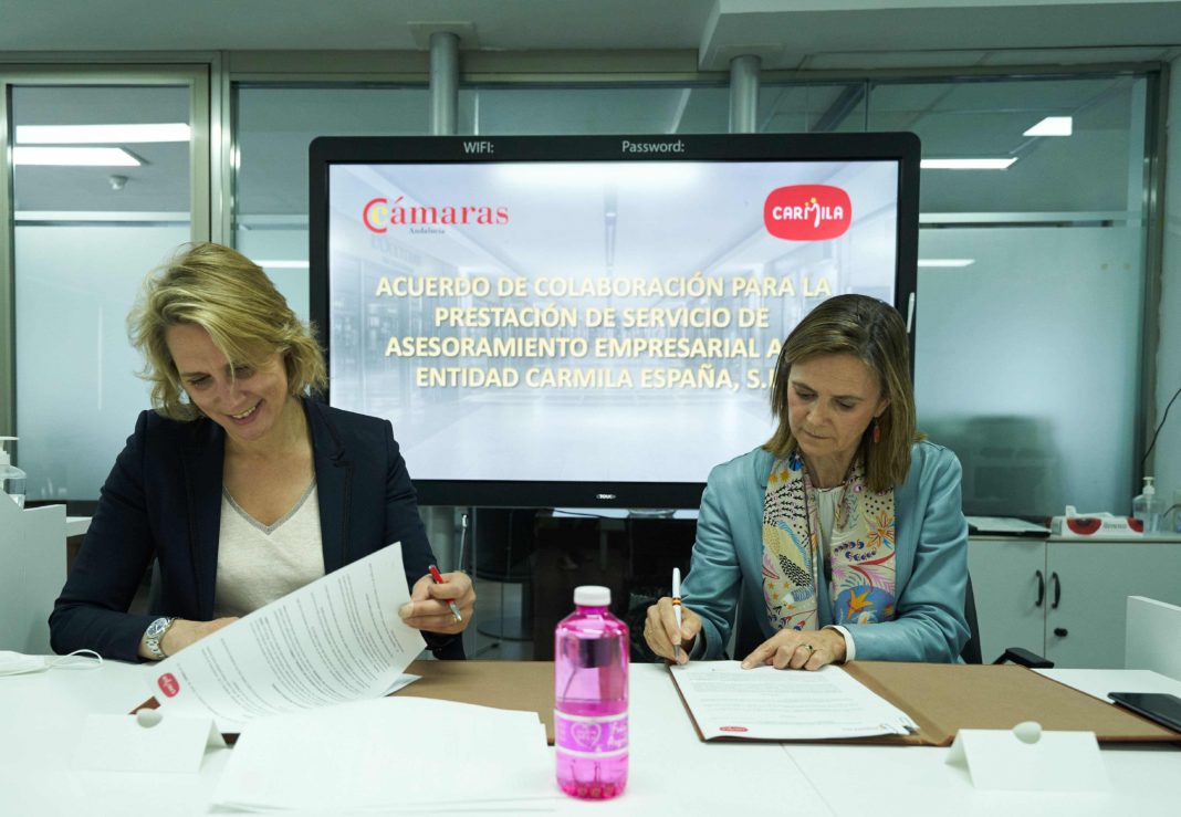 Foto de Firma acuerdo Consejo de Cámaras Andalucía y Carmila
