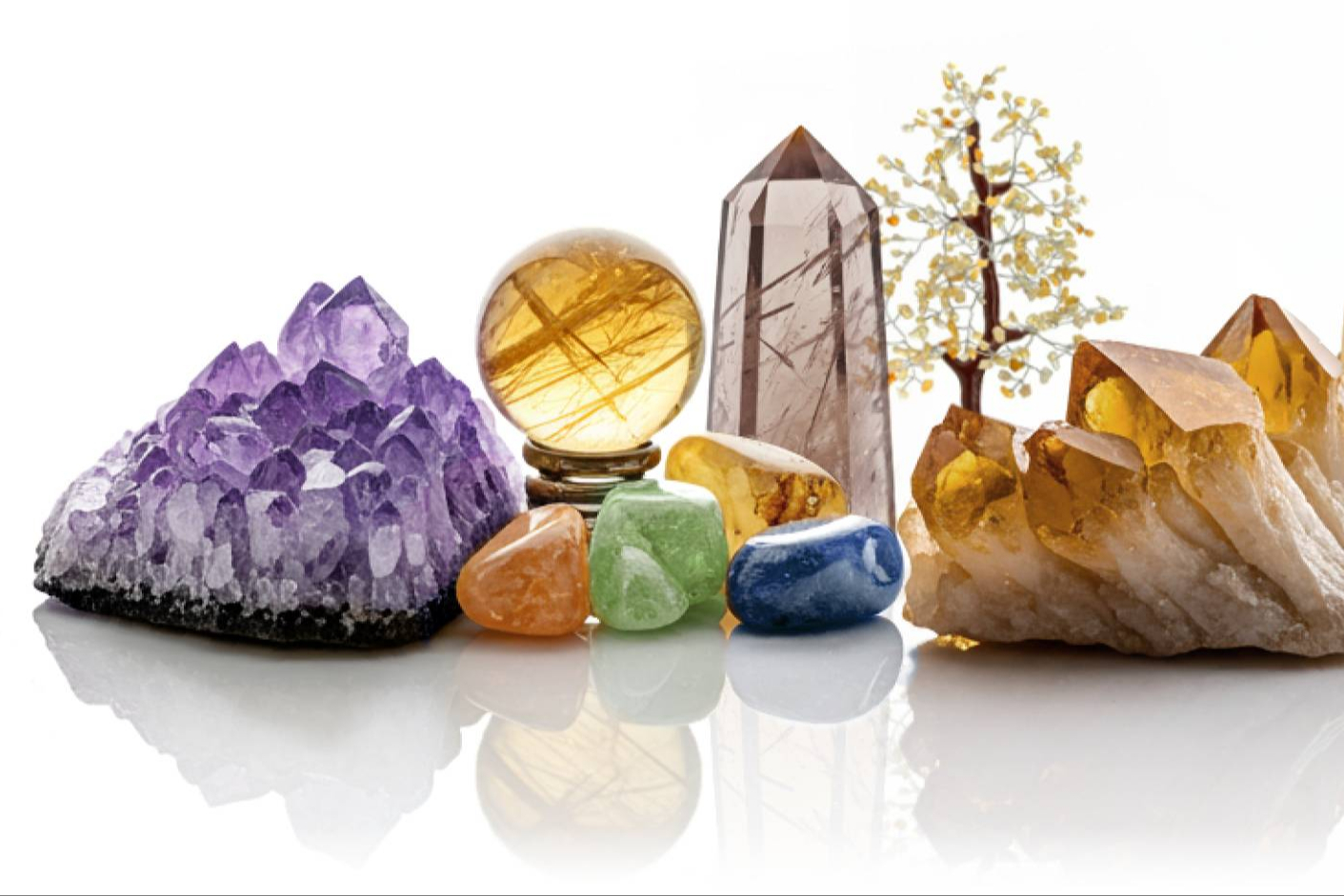 La propuesta mayorista de UniArt Minerales abarca gemas, amuletos y piezas de joyería esotérica